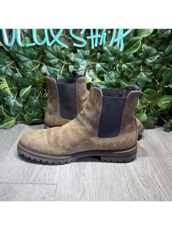 Common Projects Waxed Leather Chelsea Winter Fall Boots - Lug Sole Men Size 45 main image 5